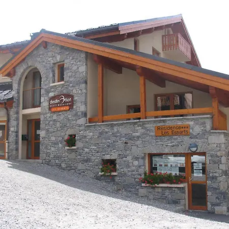 Appartement 6 Pers, Centre Village, Proche Pistes, 52m², Balcon, Wifi, Casier A Skis, Draps Inclus - Fr-1-508-12